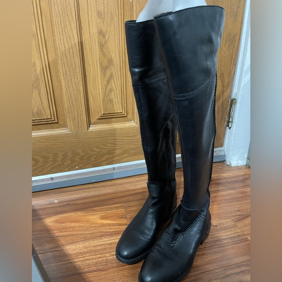 Vince Camuto knee-high boots - Picture 3 of 3